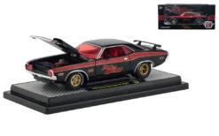 M2 Machines Release 72 - Pedal To The Metal - 1970 Dodge Challenger R/T HEMI (Black)
