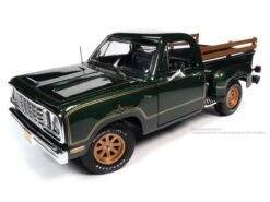 Auto World 1:18 Scale - 30TH Anniversary 1977 Dodge Warlock Step Side Truck Green