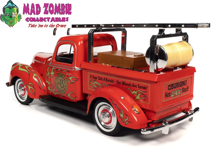 Auto World 1/18 Rat Fink Fire Truck With Resin Figure - Image 5